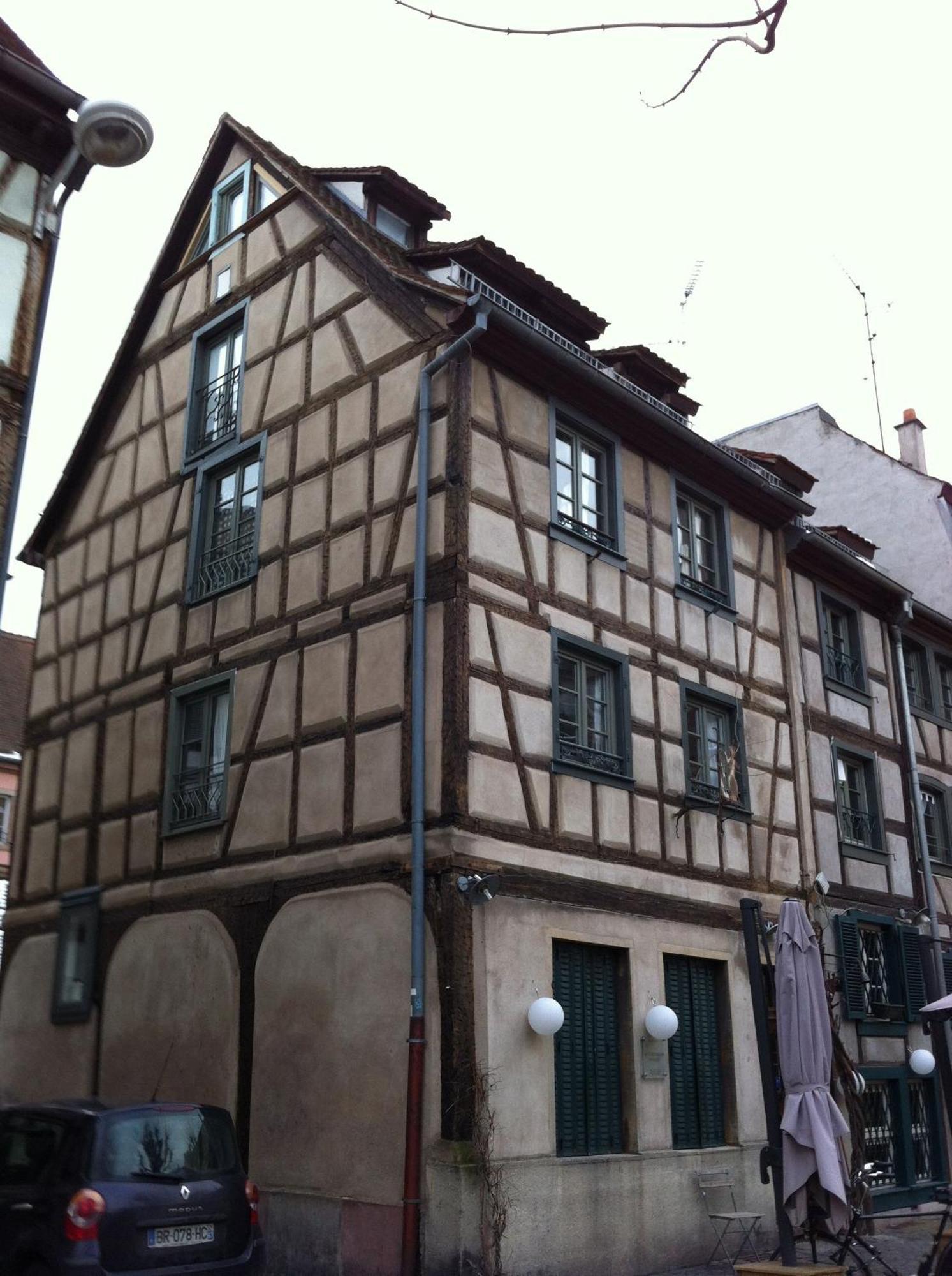 Appartements Au-Dessus Du... Estrasburgo Exterior foto
